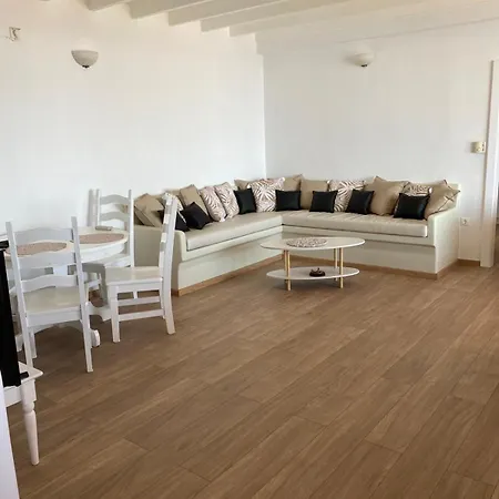 Artemi Tatil Evi